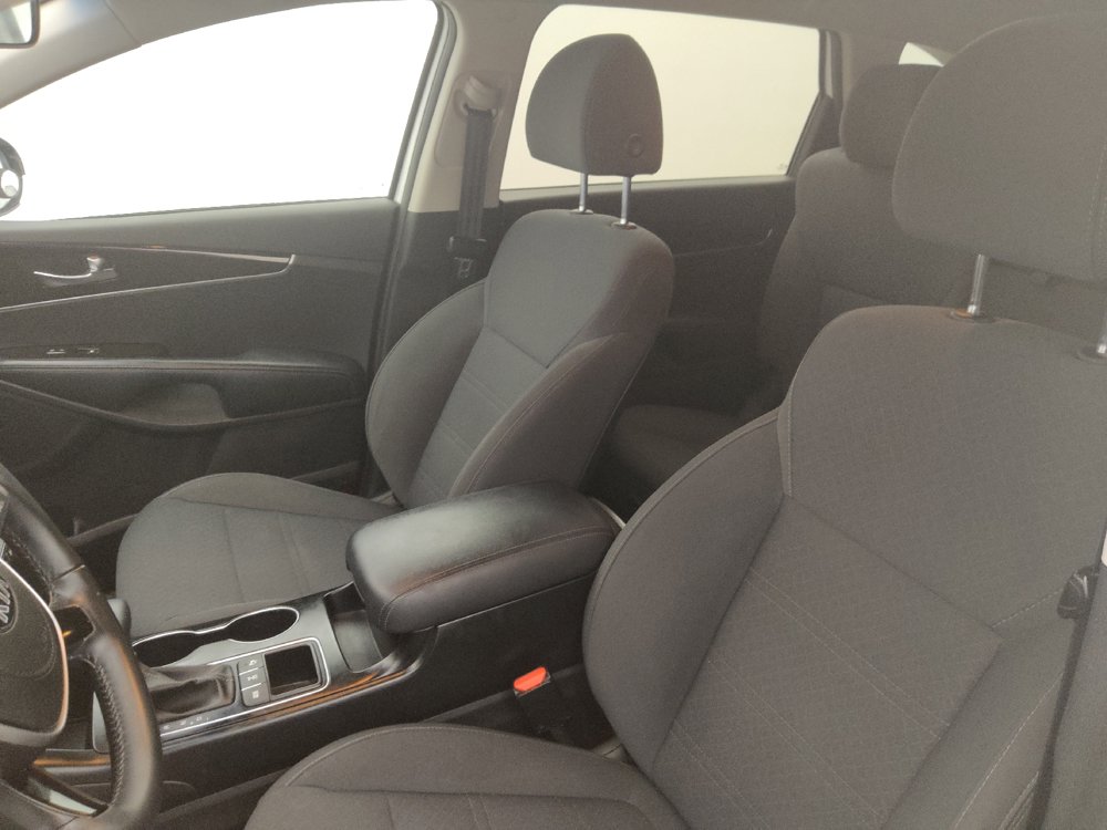 Used 2020 Kia Sorento LX w/ LX I4 Convenience Package AWD/4WD image 17