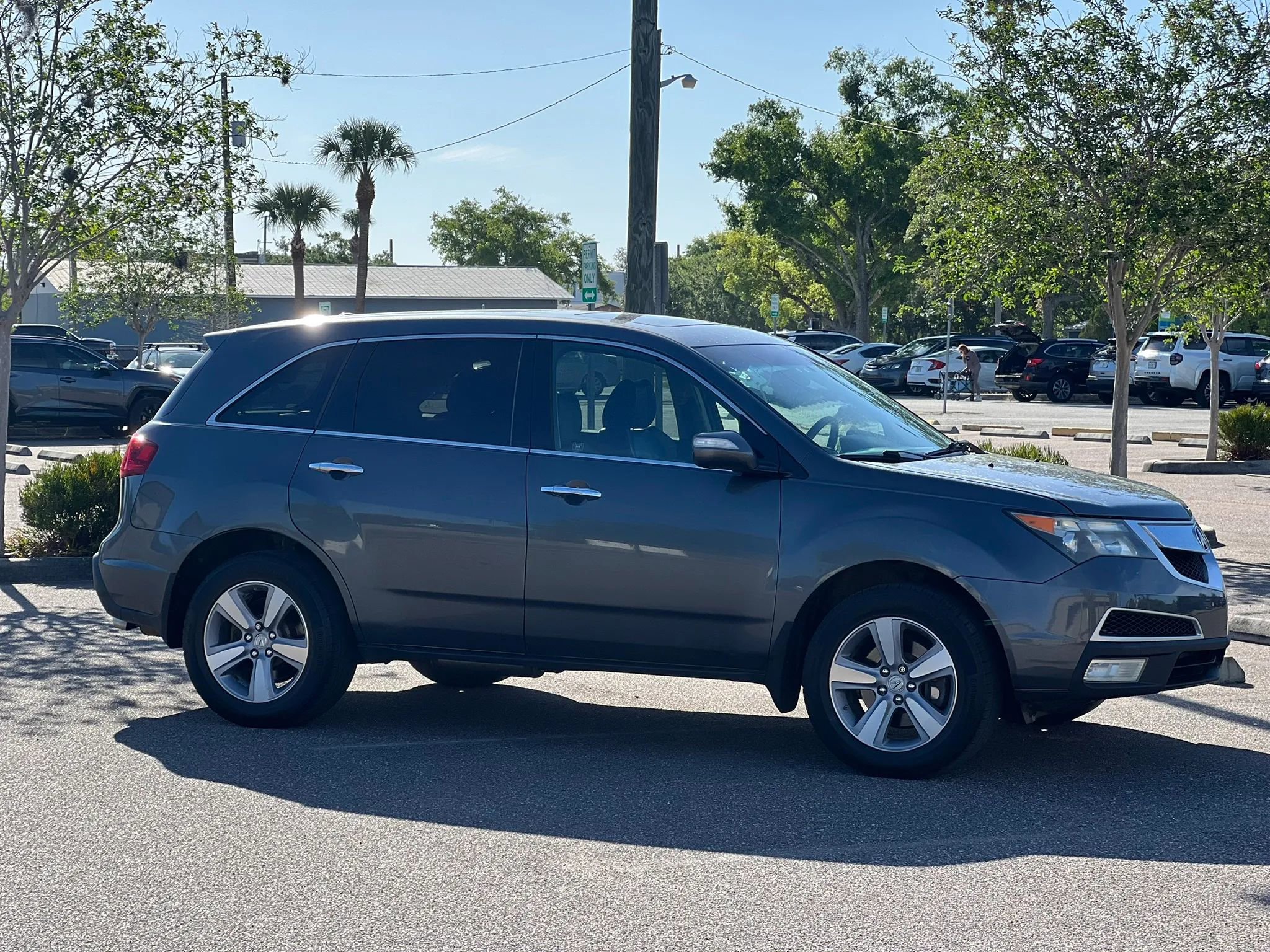 Used 2012 Acura MDX w/ Technology Package AWD/4WD image 4