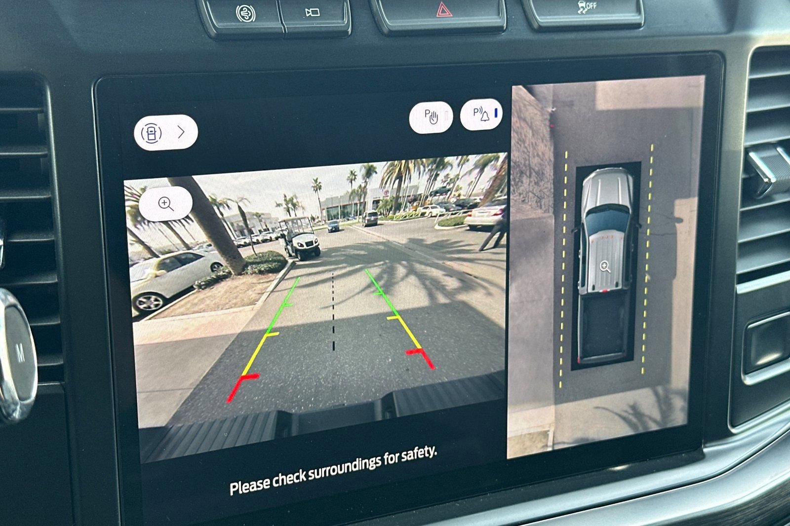 Used 2024 Ford F250 Lariat w/ Chrome Package image 23