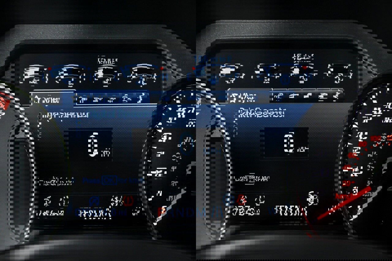 Used 2018 Ford F150 Raptor w/ Equipment Group 802A Luxury image 26