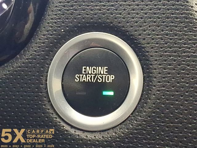 Used 2017 Cadillac XT5 Luxury w/ Driver Awareness Package FWD image 32