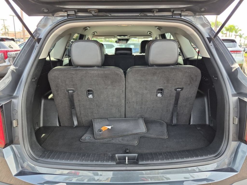 Certified 2024 Kia Sorento S FWD image 26