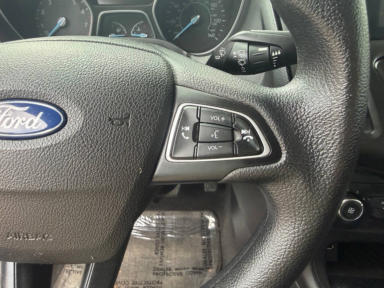 Used 2016 Ford Focus SE w/ Reverse Sensing Package FWD image 28