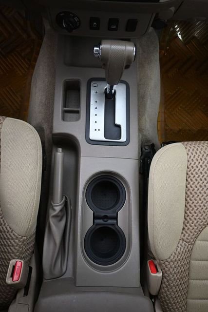 Used 2012 Nissan Frontier SV image 15