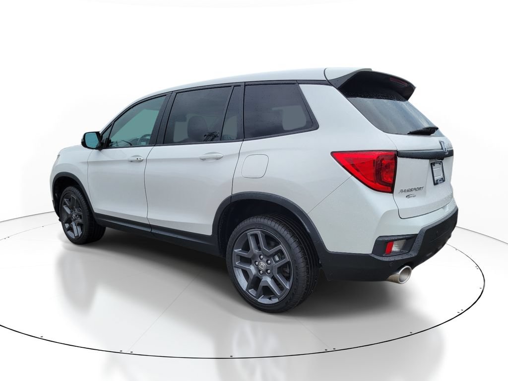 Used 2023 Honda Passport EX-L image 3