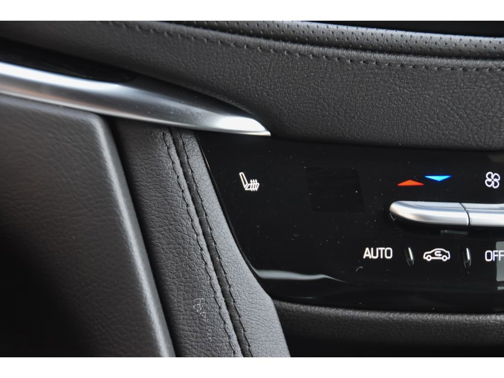 New 2025 Cadillac XT5 Premium Luxury w/ LPO, Floor Liner Package image 38