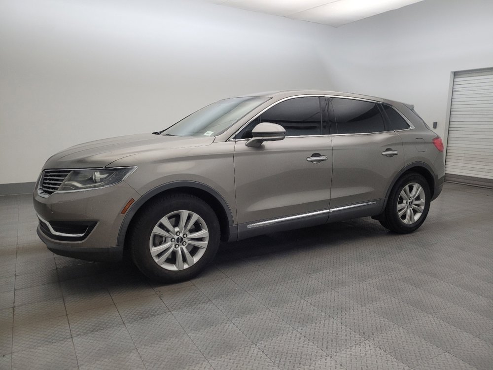 Used 2016 Lincoln MKX Premiere image 2