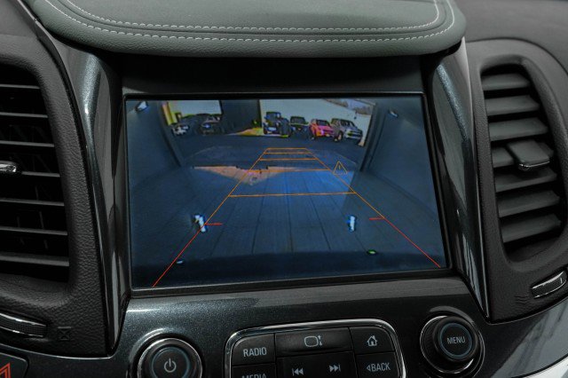 Used 2014 Chevrolet Impala LT w/ Convenience Package image 19