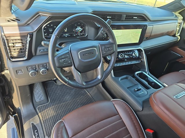 Used 2024 GMC Sierra 2500 Denali Ultimate w/ Max Trailering Package image 16