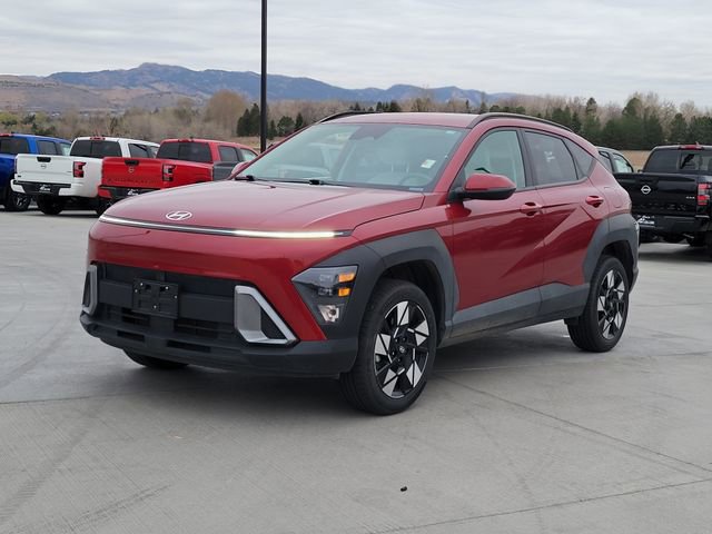 Used 2025 Hyundai Kona SEL image 1