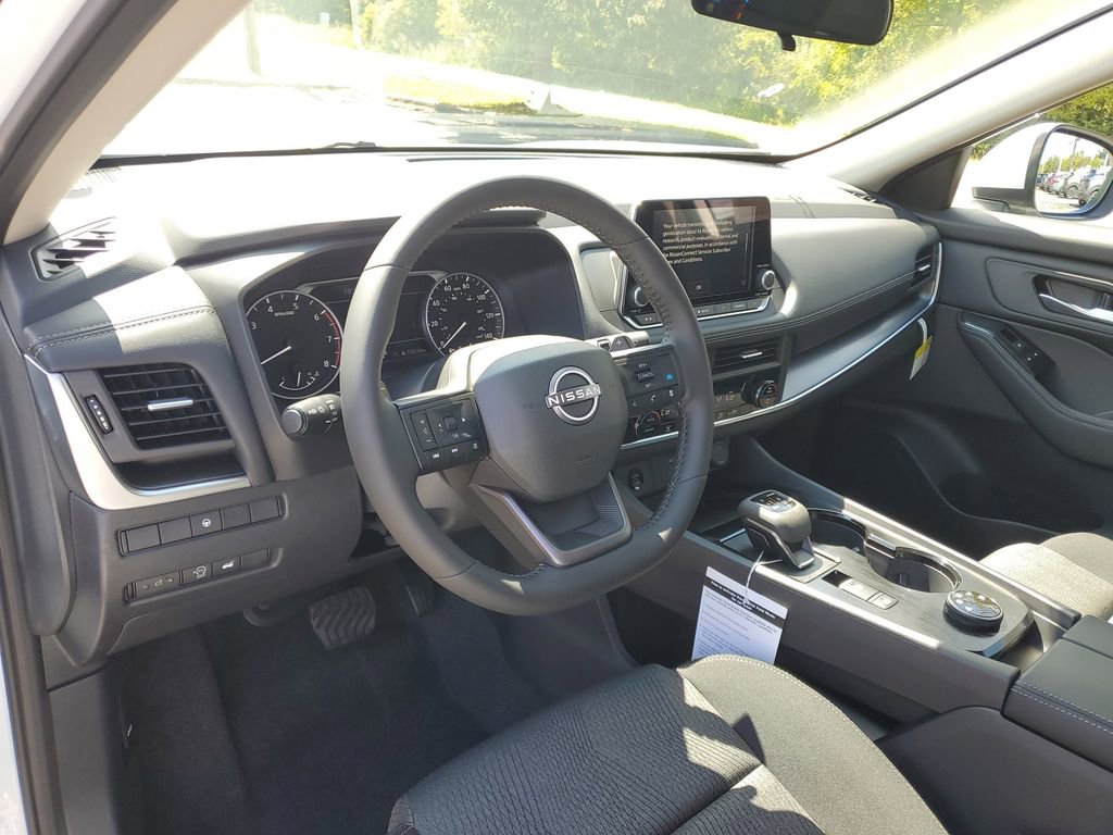 New 2026 Nissan Rogue SV image 13