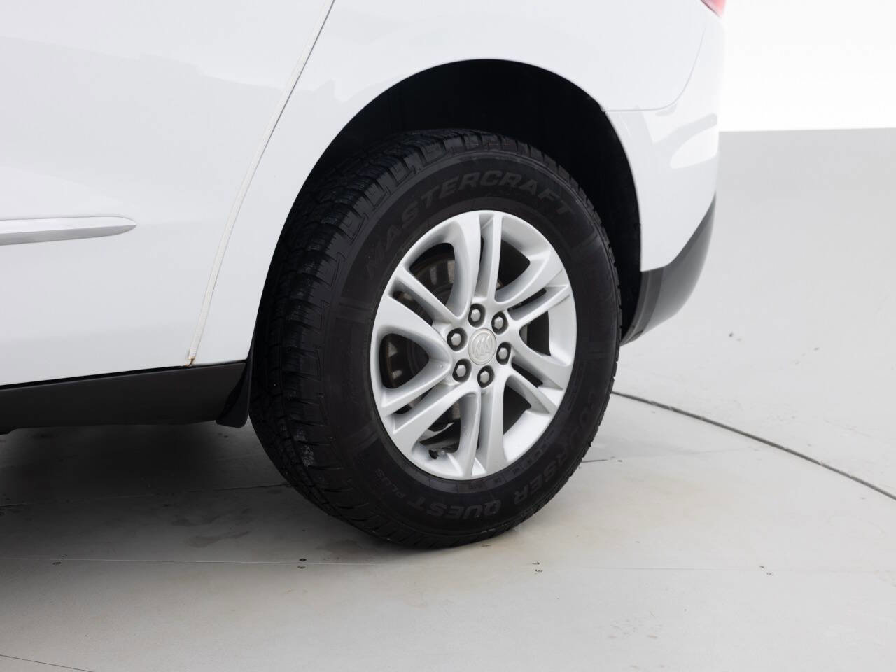 Used 2019 Buick Enclave Essence AWD/4WD image 20