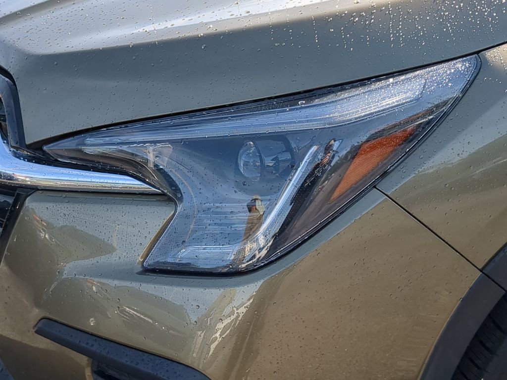 Used 2023 Subaru Ascent Limited image 7