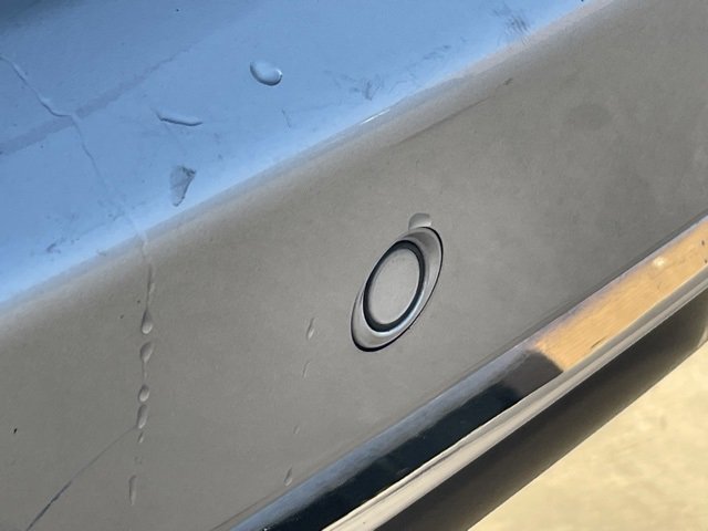 Certified 2024 Chrysler Pacifica Touring-L image 10