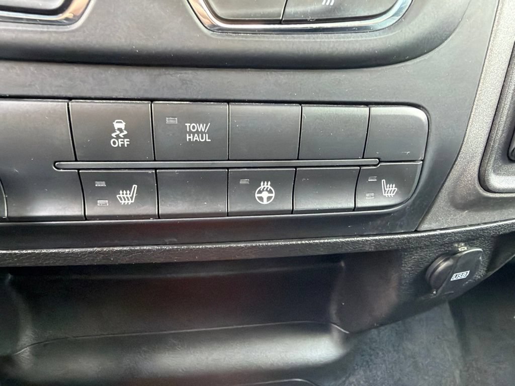 Used 2021 RAM 1500 Express w/ Wheel & Sound Group AWD/4WD image 21