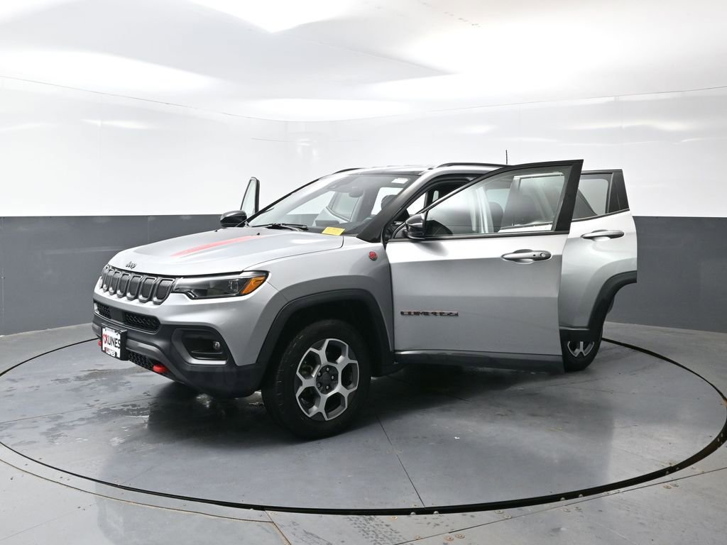 Used 2022 Jeep Compass Trailhawk w/ Trailhawk Elite Group image 58