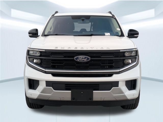 Used 2025 Ford Expedition Platinum AWD/4WD image 12