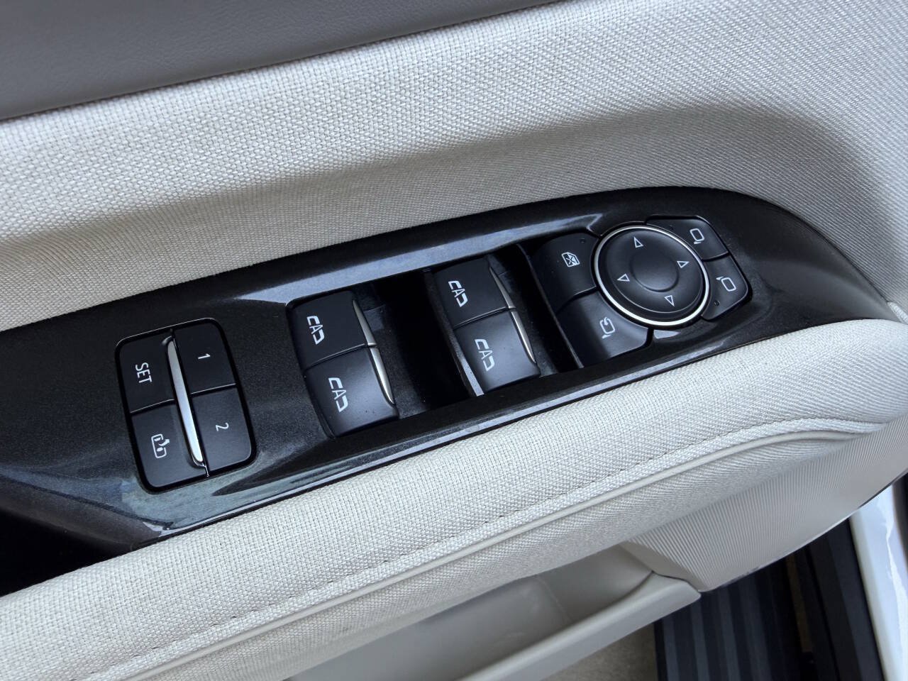 Used 2024 Cadillac Escalade Sport Platinum AWD/4WD image 18