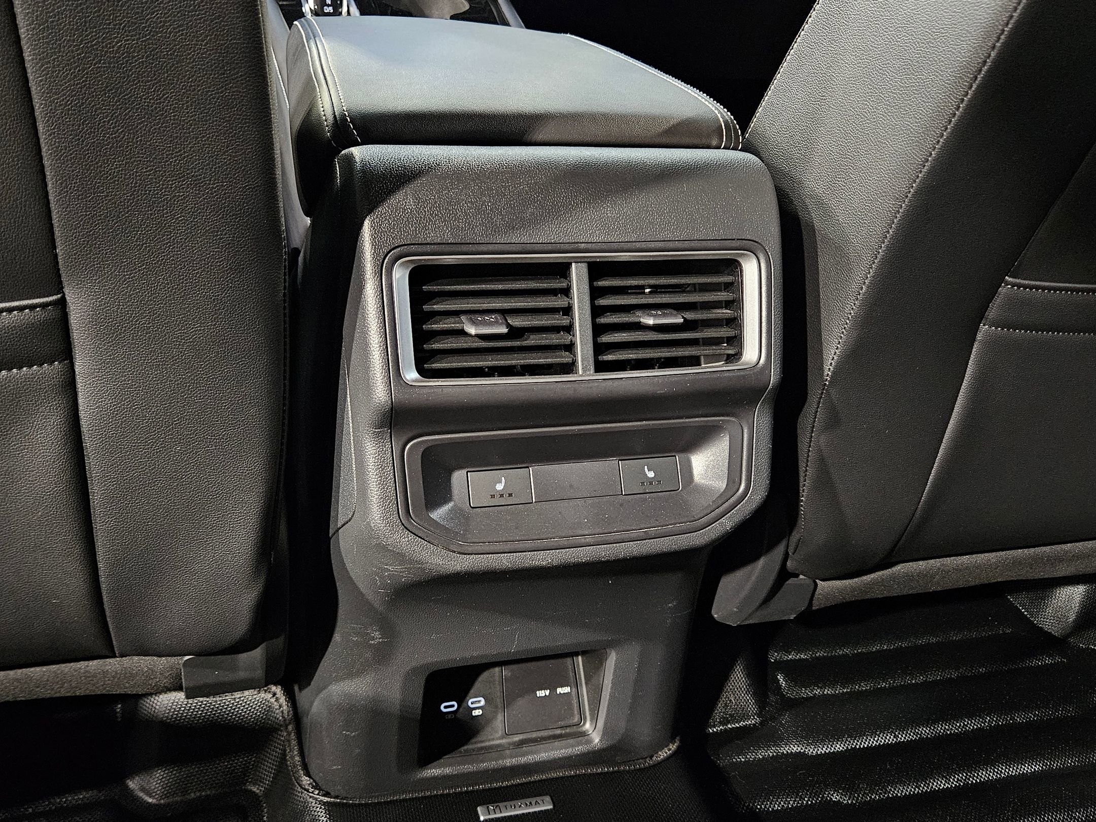 Used 2024 Volkswagen Atlas Cross Sport SEL R-Line image 37