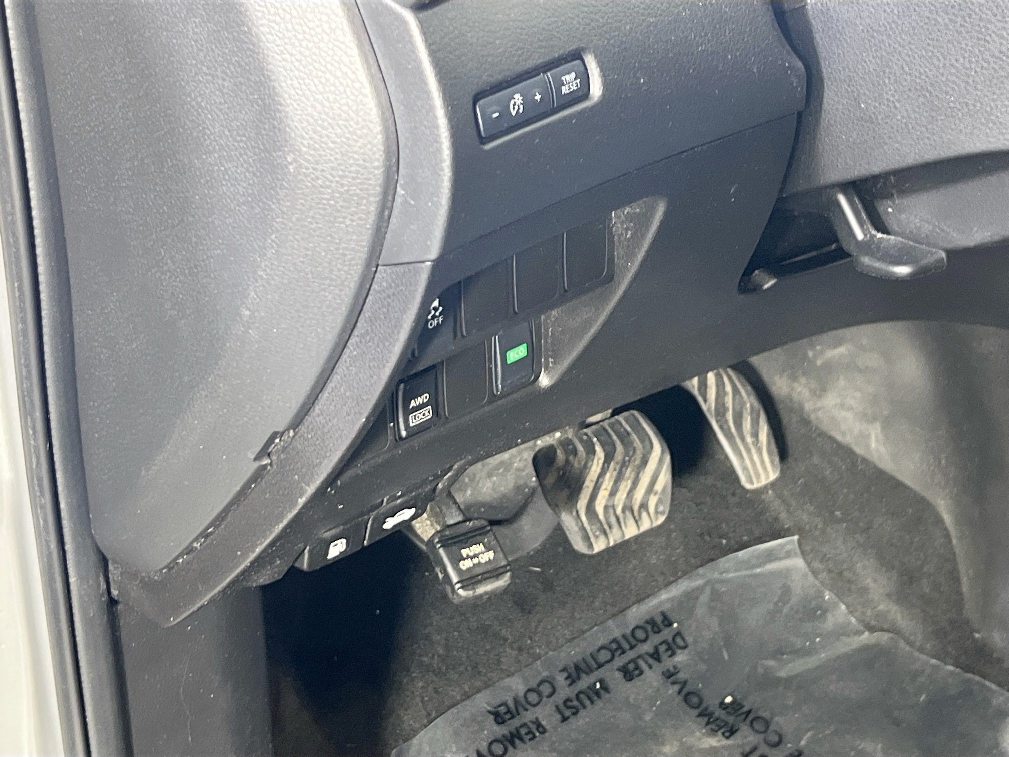 Used 2018 Nissan Rogue Sport S AWD/4WD image 10