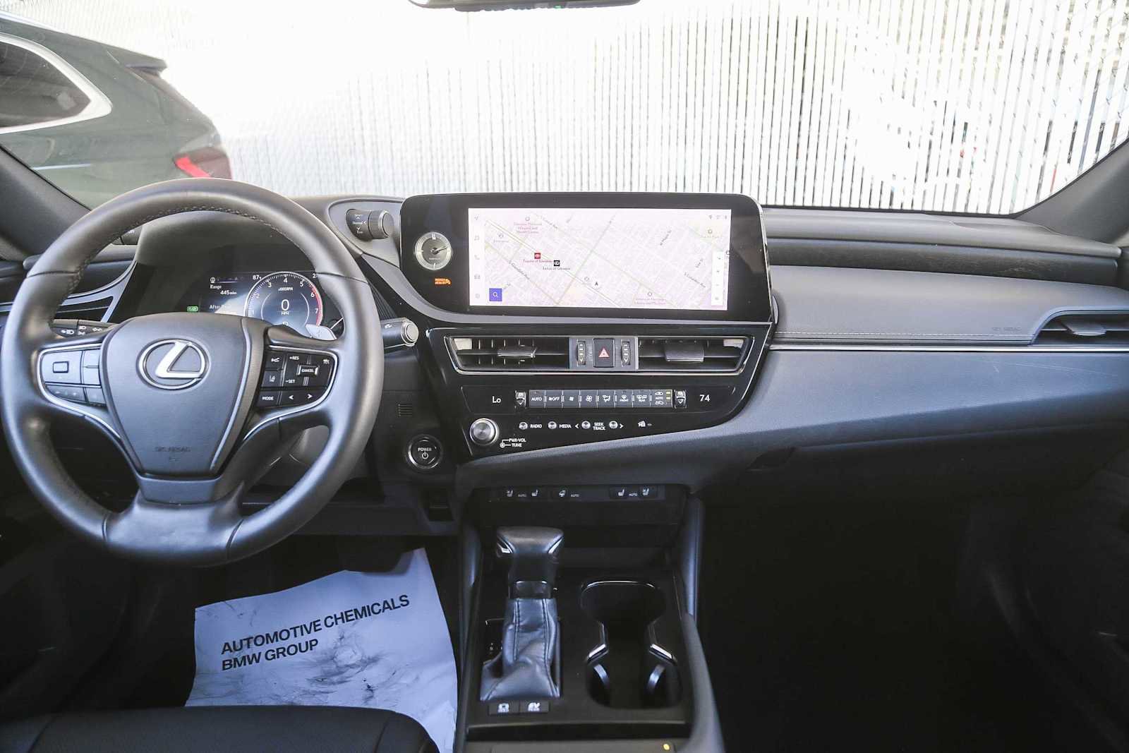 Used 2024 Lexus ES 300h w/ Premium Package image 9