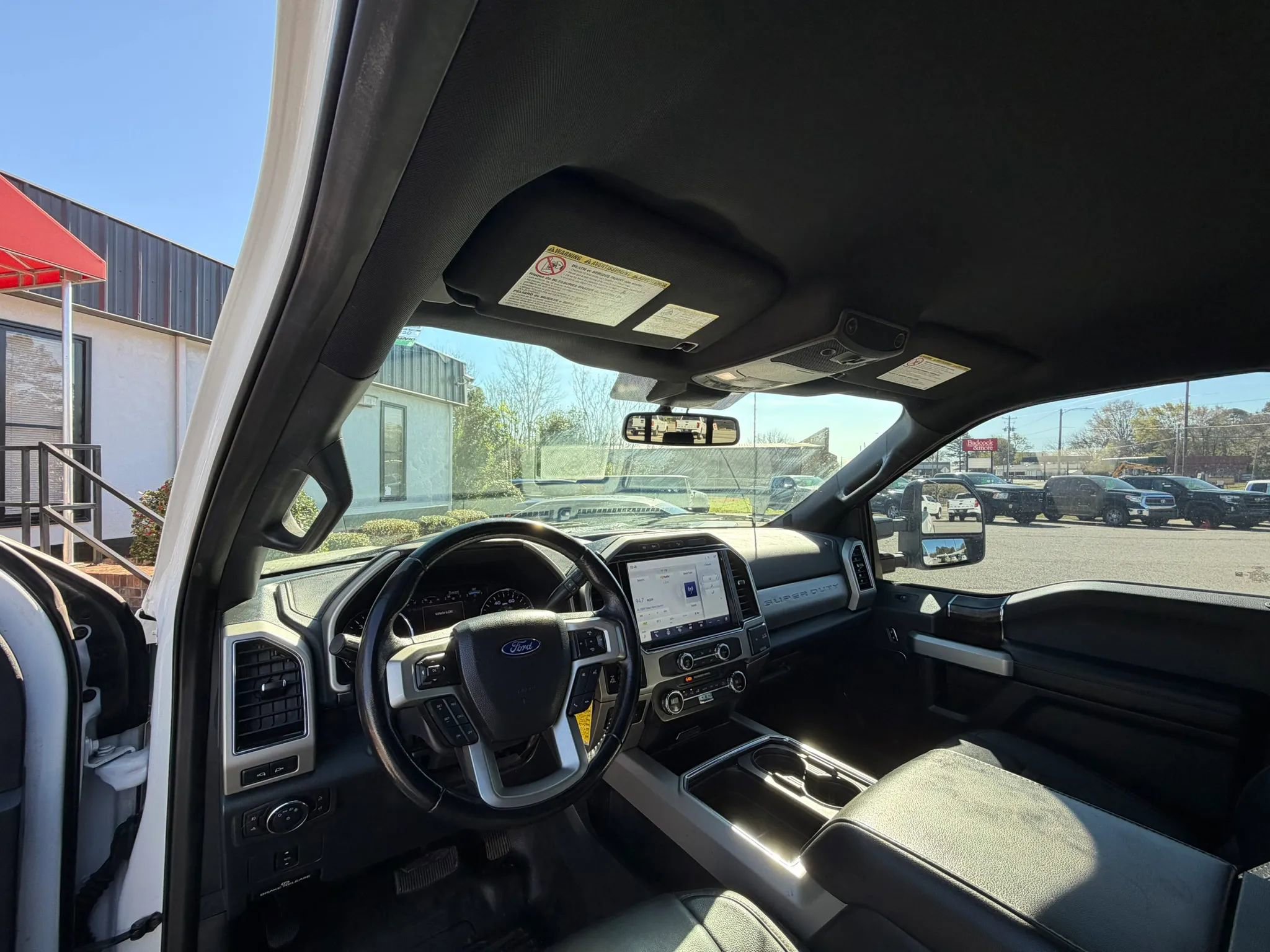 Used 2022 Ford F250 Lariat image 28