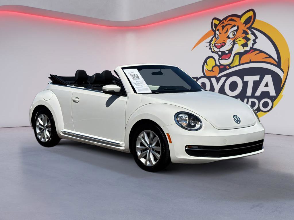 Used 2013 Volkswagen Beetle TDI image 3