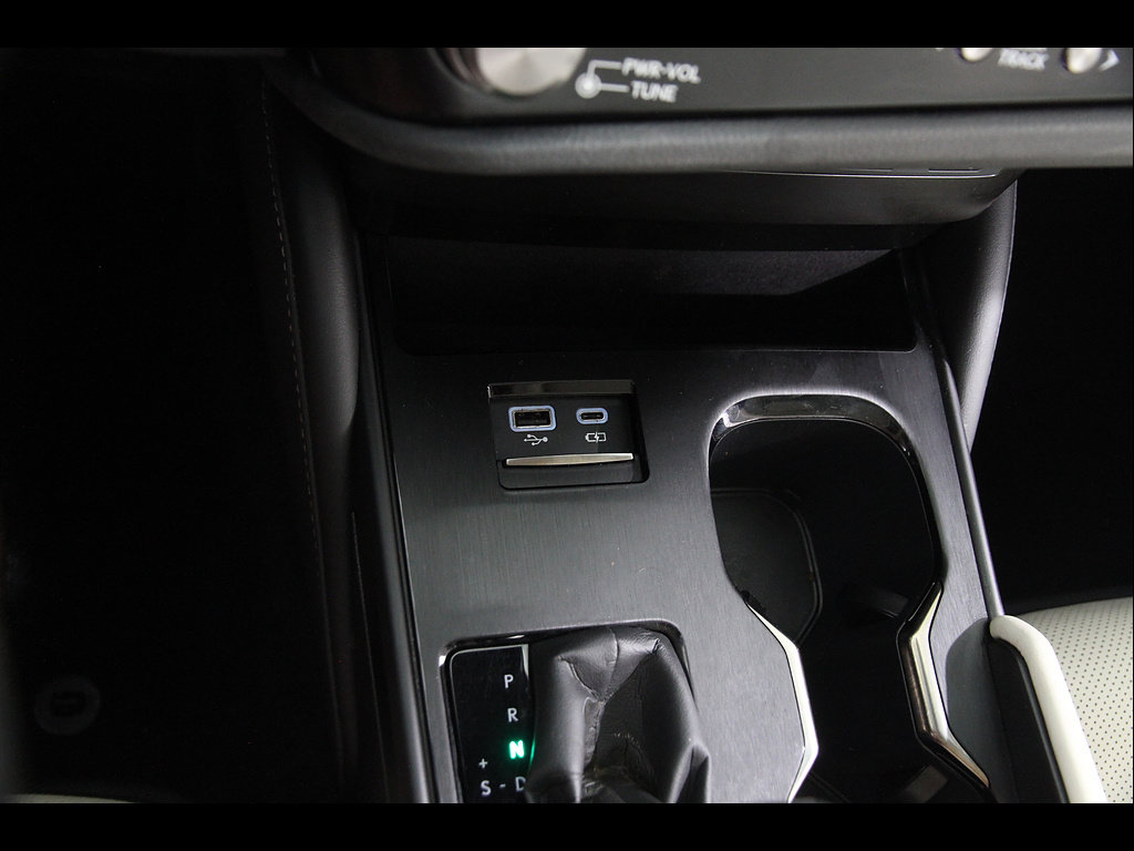 Certified 2025 Lexus ES 350 w/ Premium Package FWD image 16