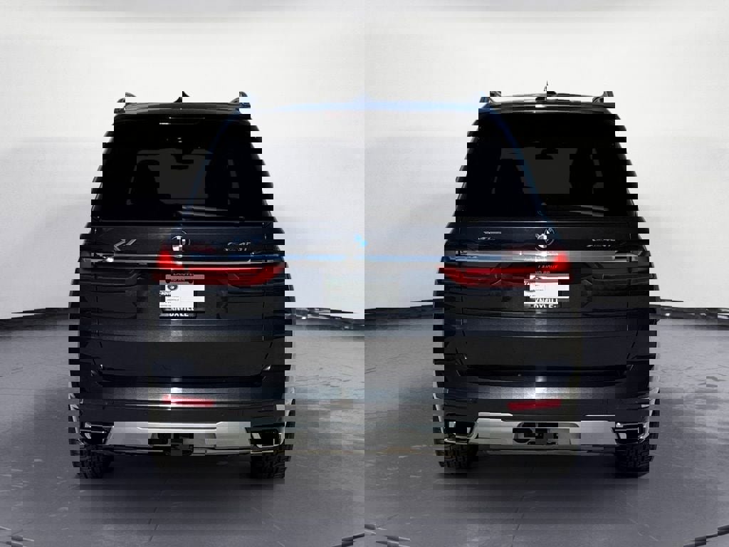 Used 2021 BMW X7 xDrive40i w/ Premium Package image 6