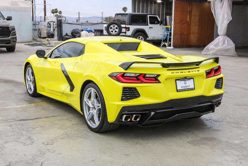 Used 2023 Chevrolet Corvette Stingray Premium Conv w/ Z51 Performance Package RWD image 7