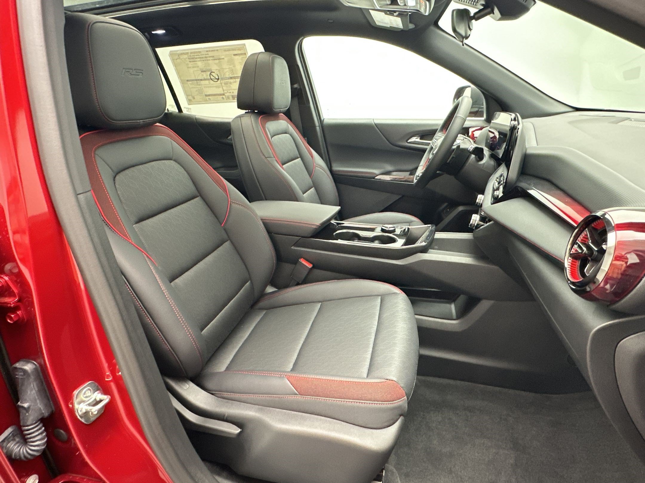 New 2027 Chevrolet Equinox RS w/ LPO, Floor Liner Package AWD/4WD image 27