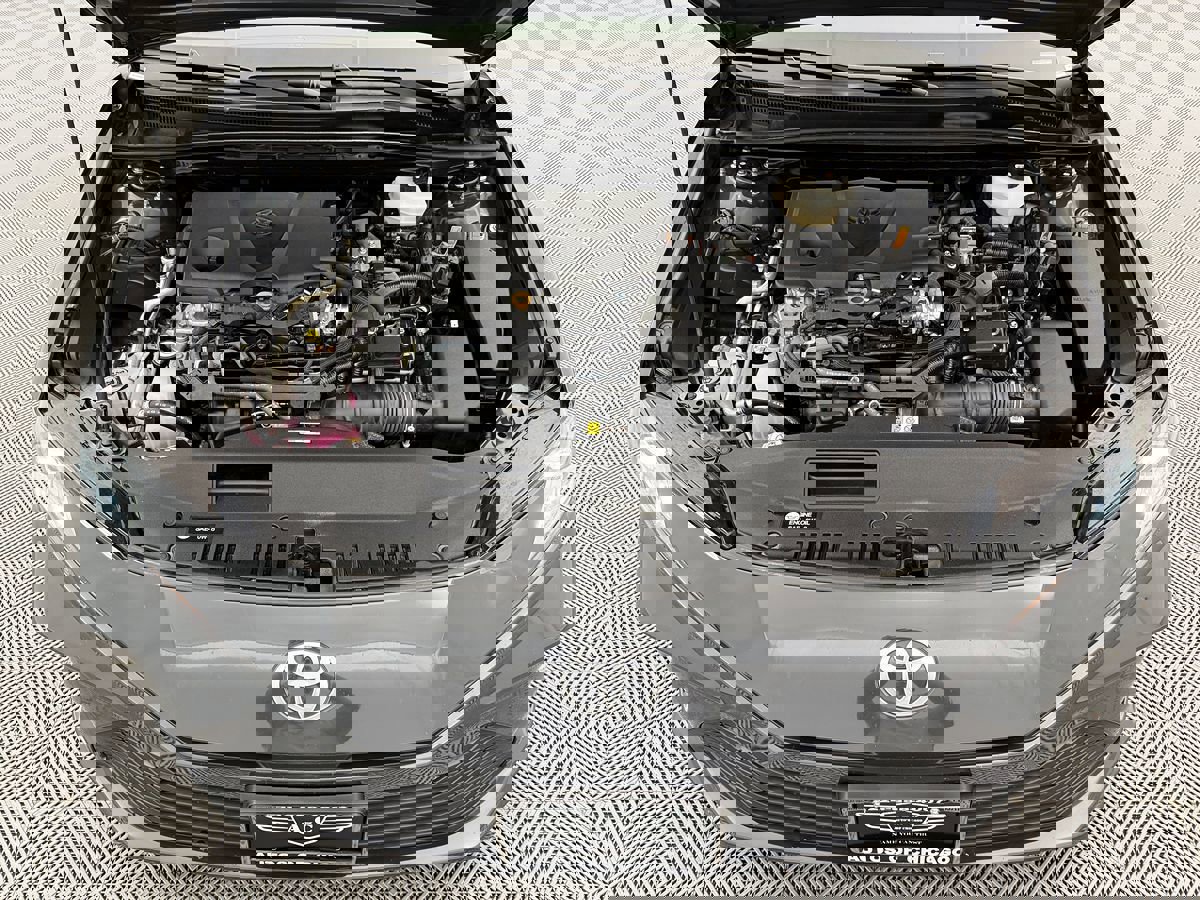 Used 2025 Toyota Camry LE image 33