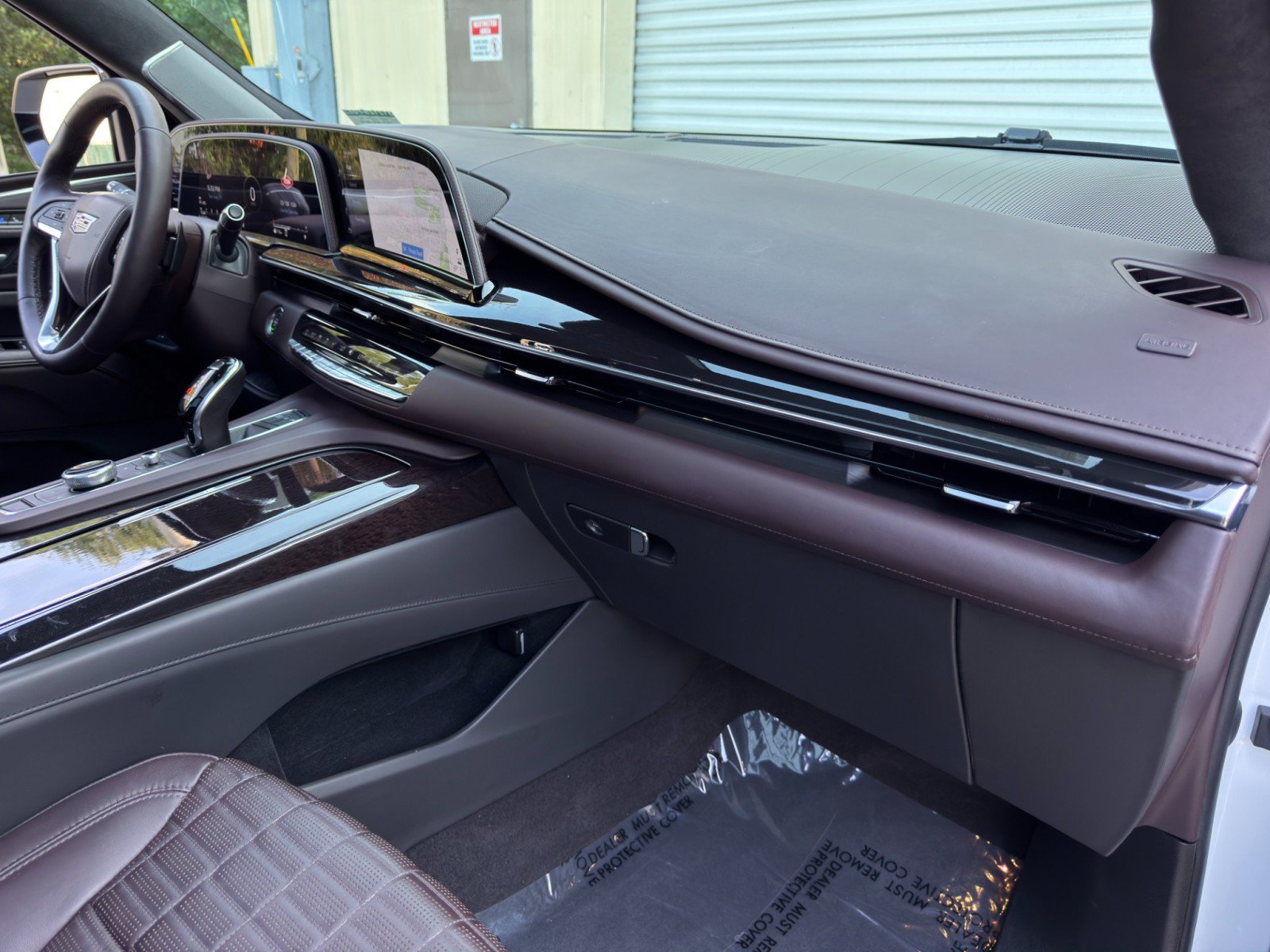 Used 2022 Cadillac Escalade Sport Platinum AWD/4WD image 15