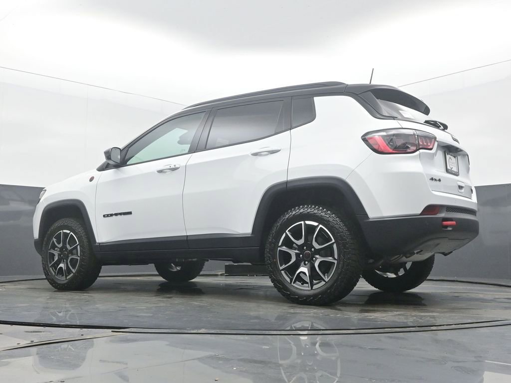 New 2026 Jeep Compass Trailhawk image 48