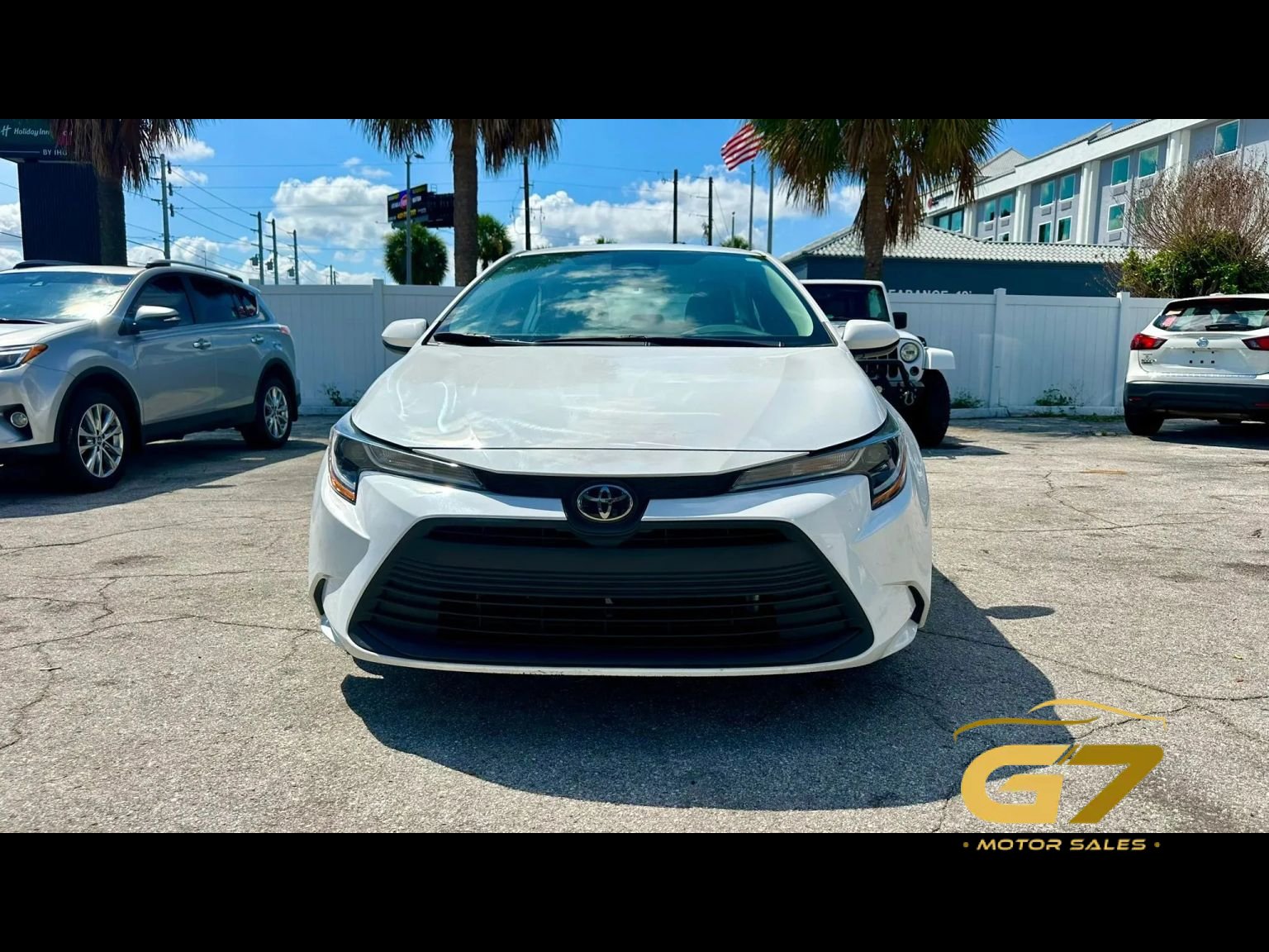 Used 2023 Toyota Corolla LE FWD image 3
