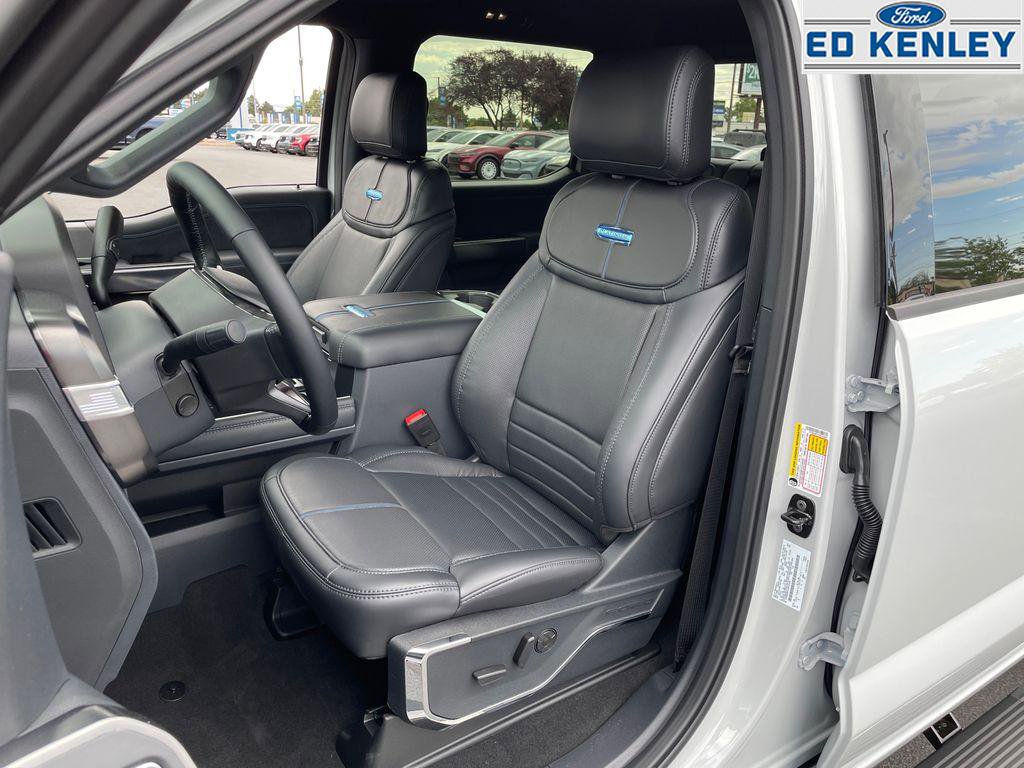 New 2026 Ford F350 Platinum image 3