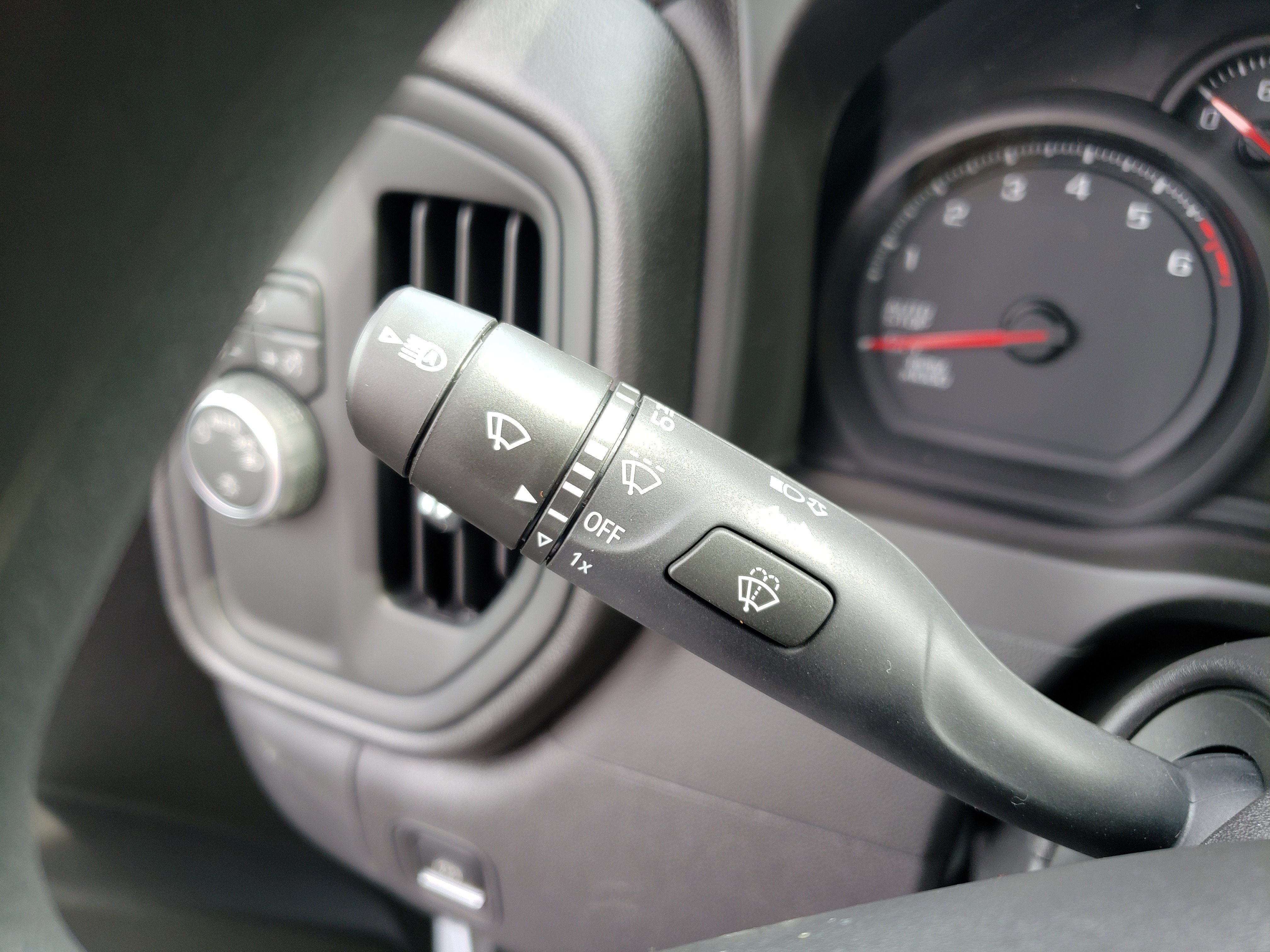 New 2026 Chevrolet Silverado 1500 W/T w/ Trailering Package image 15