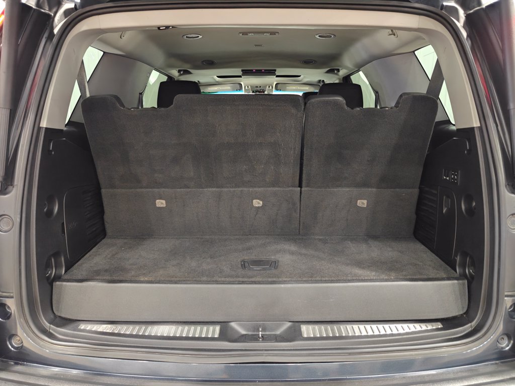 Used 2019 Cadillac Escalade Luxury AWD/4WD image 36