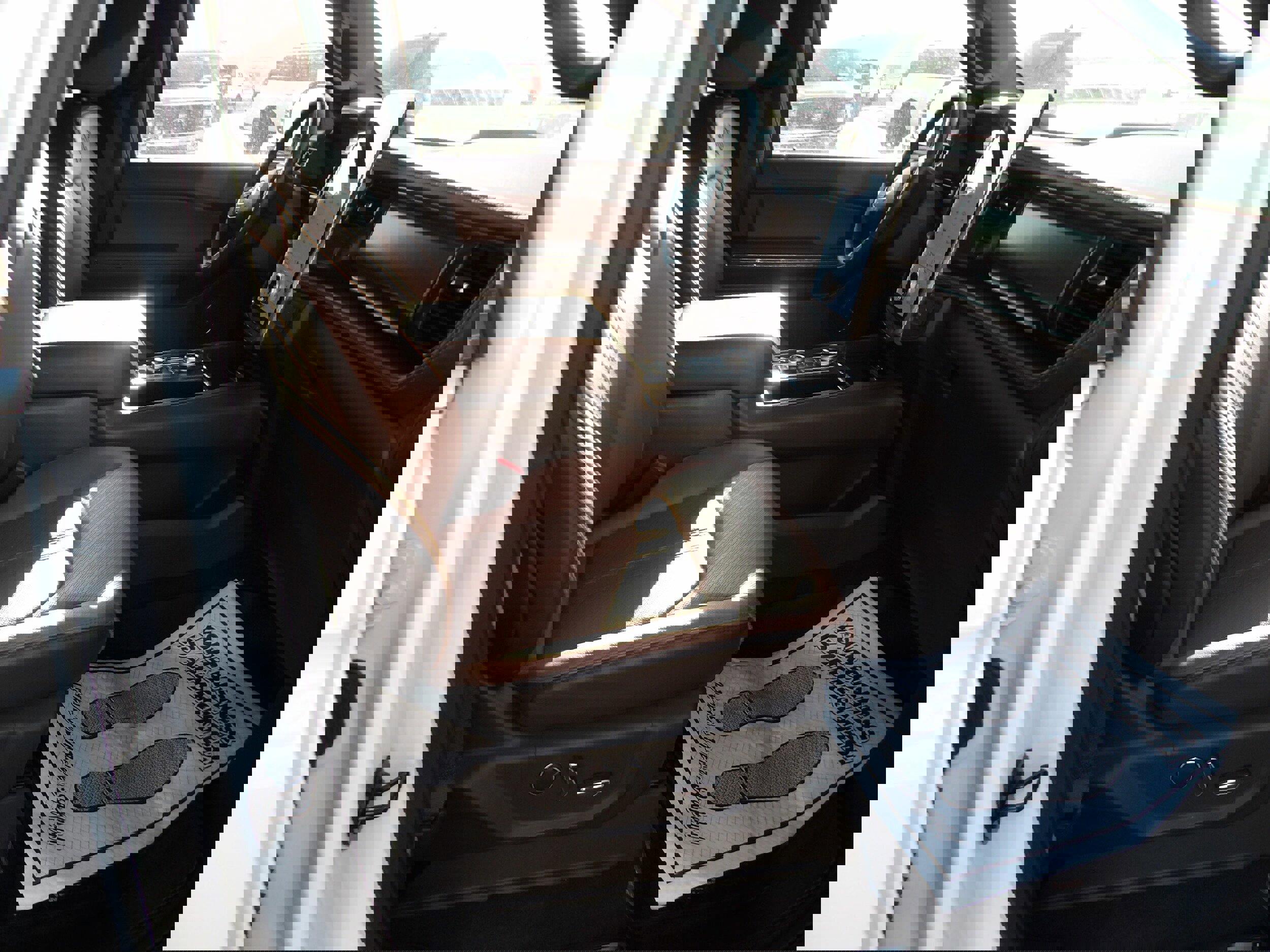 Used 2022 Ford Expedition Max King Ranch AWD/4WD image 14