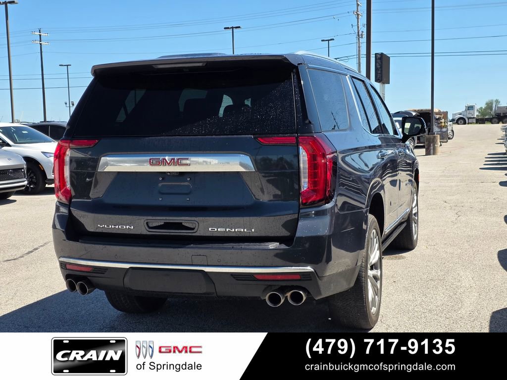 Used 2021 GMC Yukon Denali w/ Denali Premium Package AWD/4WD image 8