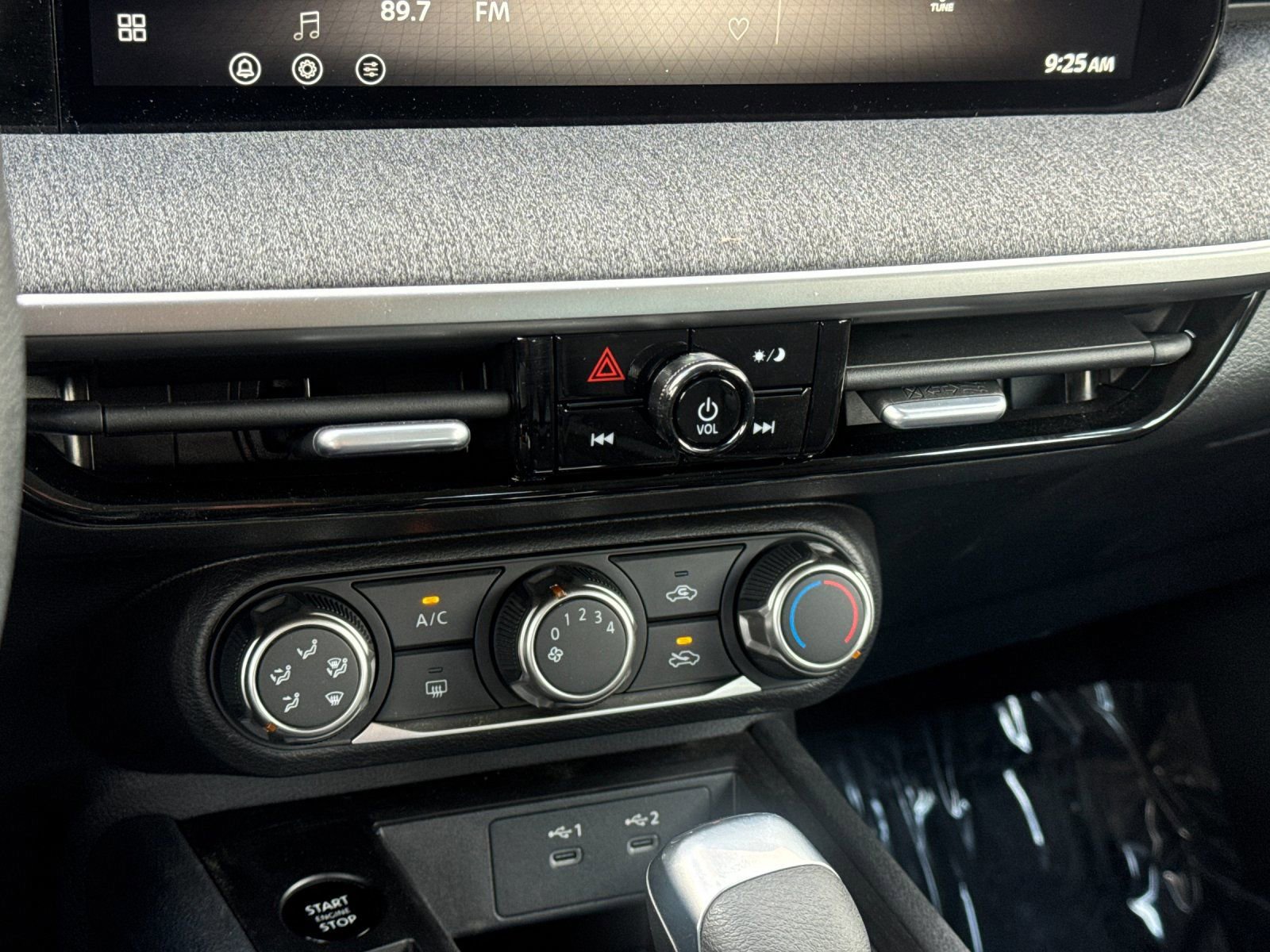 New 2026 Nissan Kicks S image 19