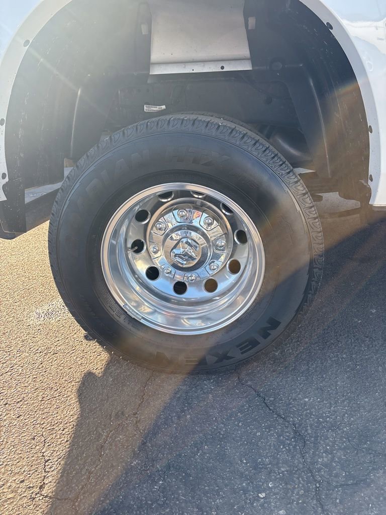 Used 2024 RAM 3500 Limited w/ Safety Group image 37
