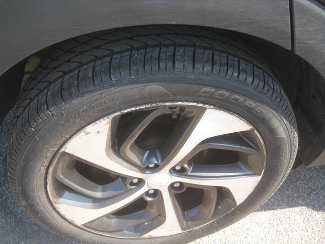 Used 2017 Hyundai Tucson Sport w/ Cargo Package image 35