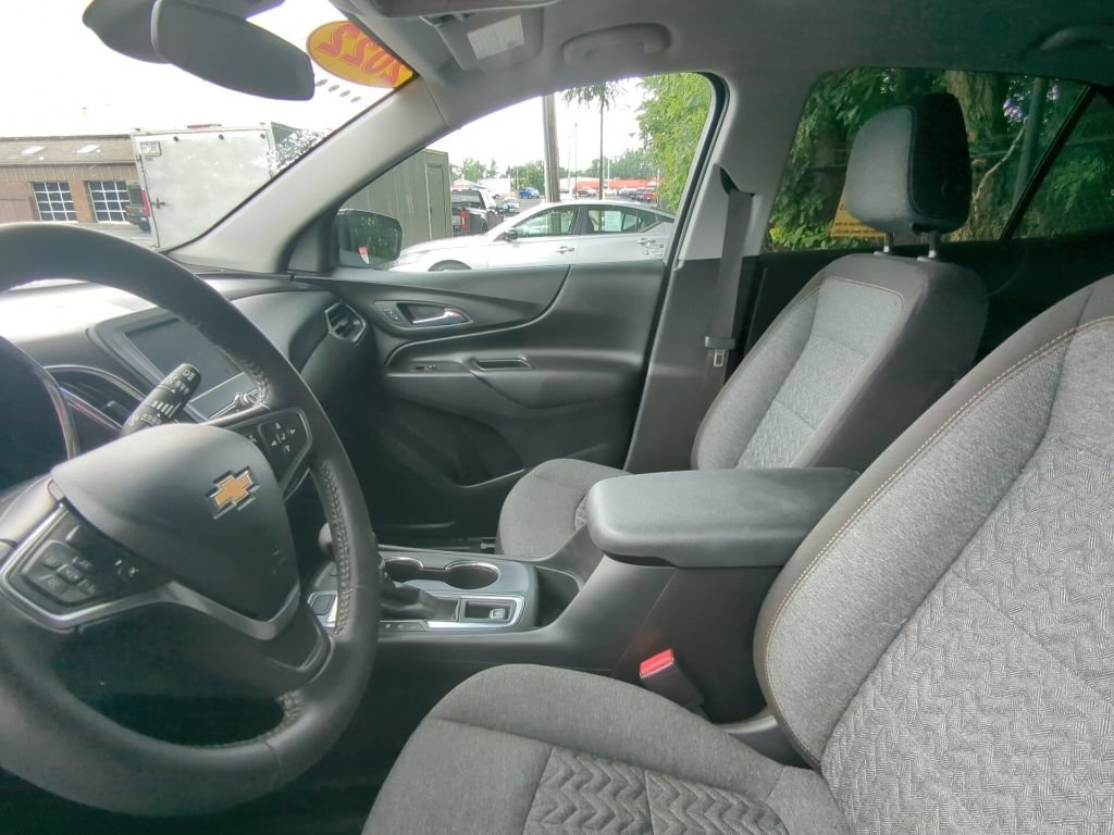 Used 2022 Chevrolet Equinox LT AWD/4WD image 11