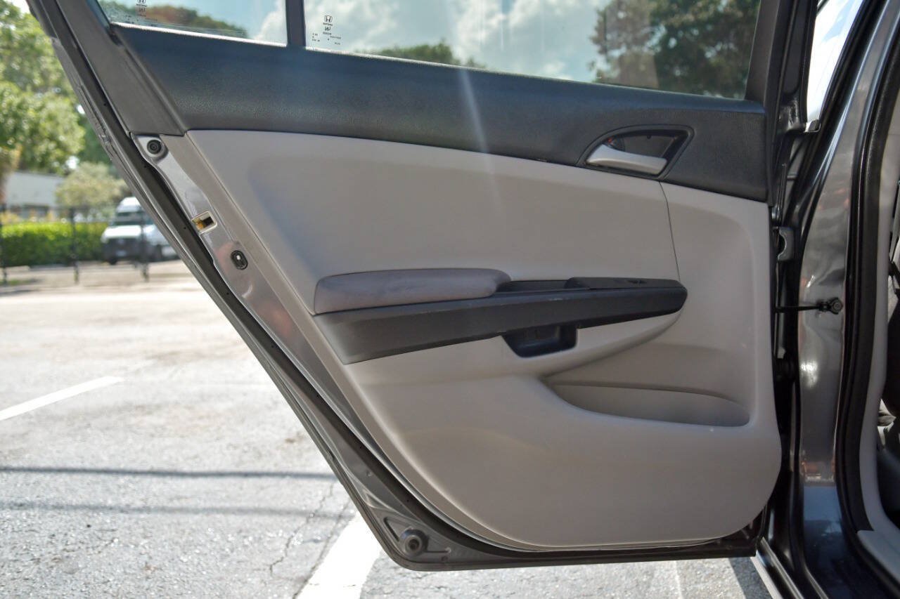 Used 2012 Honda Accord LX image 12