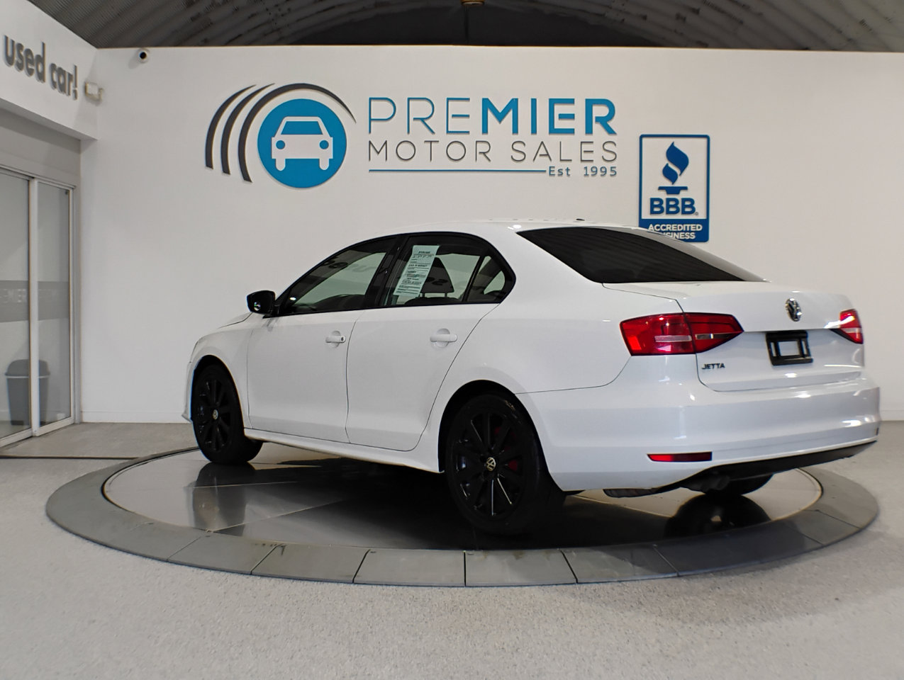 Used 2015 Volkswagen Jetta S image 3
