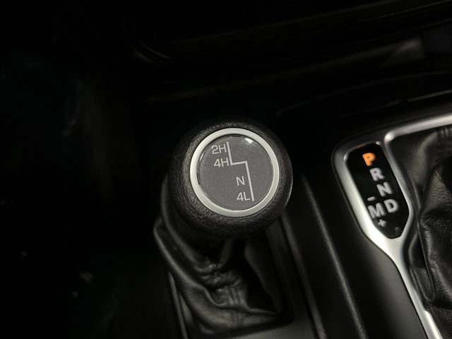 Used 2022 Jeep Gladiator Willys image 22