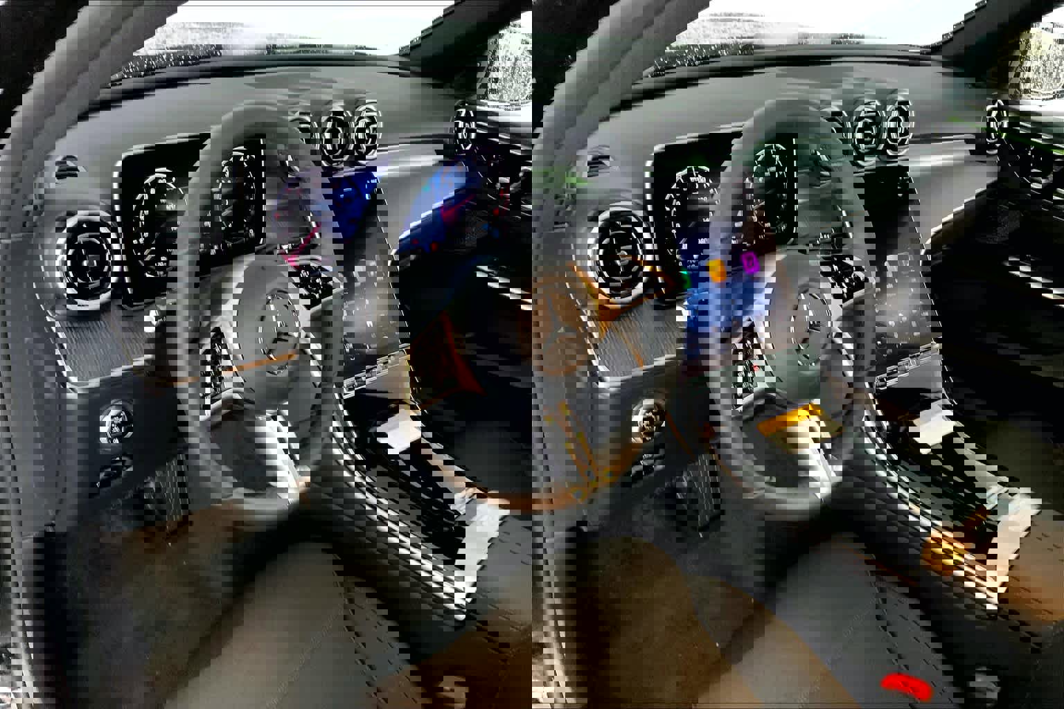 New 2025 Mercedes-Benz C 300 4MATIC Sedan image 10