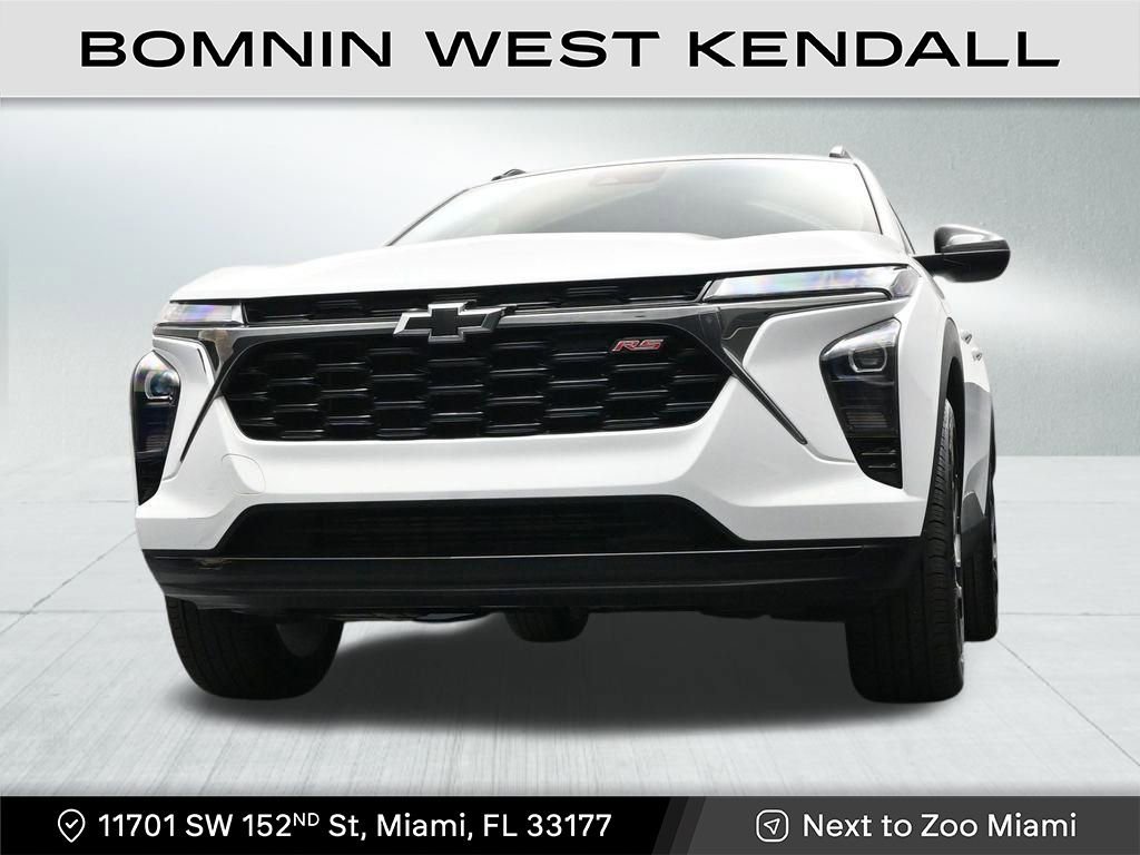 Used 2025 Chevrolet Trax RS w/ Sunroof Package image 28