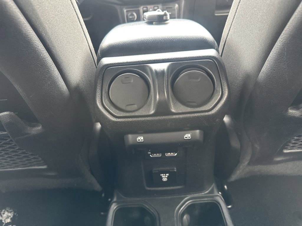 Used 2021 Jeep Wrangler Unlimited Rubicon image 31